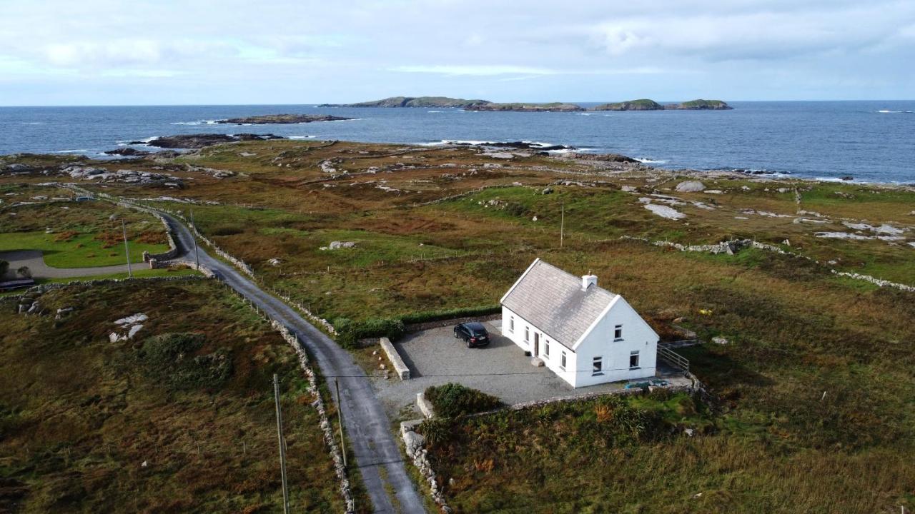 Lands End Cottage - Connemara Aughrus More Buitenkant foto